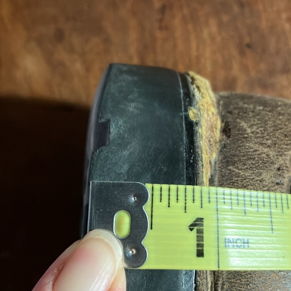 Ugg Leather/Suede Boots WORN - Picture 10 of 12